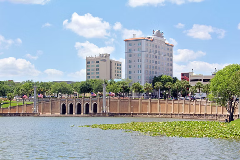 Air Conditioning Services in Lakeland: Keep Your Cool All Summer Long